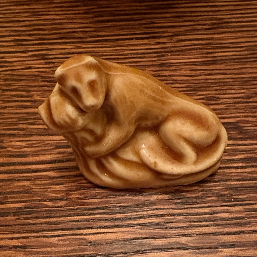 Vintage Red Rose Wade Whimsie Figurine